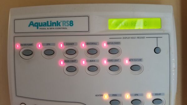 Jandy Aqualink All Button LEDS On.jpg